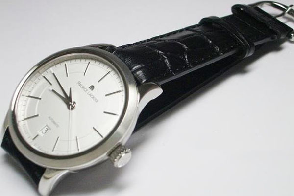 艾美手表回收价格多少要看款式 