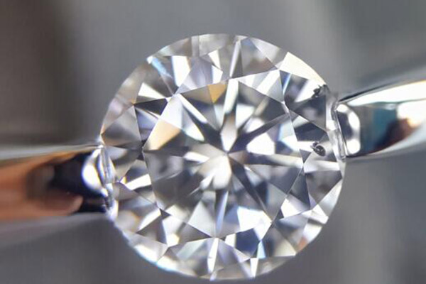 回收铂金钻石多少钱 怎样快速变现