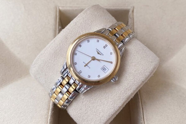 专柜售价一万五的手表回收大概多少钱