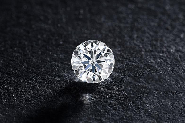 专业回收钻石多少钱 会受渠道影响吗