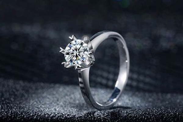 35分钻石戒指回收价格多少主要看品质