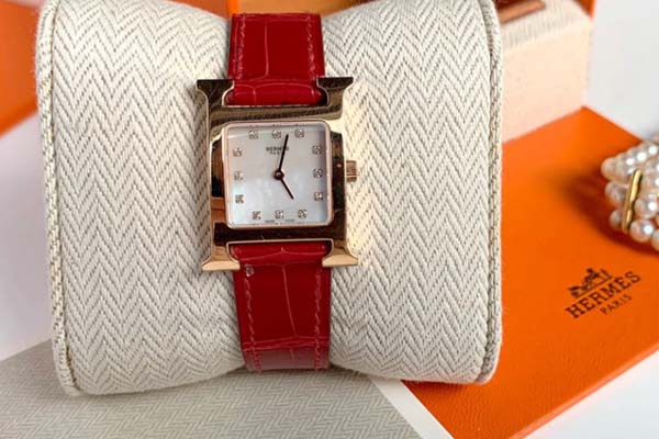 回收二手手表的实体店怎么判断正规性