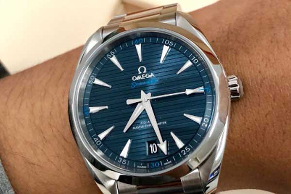 omega二手手表回收价格多少钱在网上查询准确吗