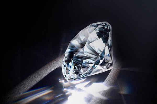 哪里收购钻石给的回收价格更高