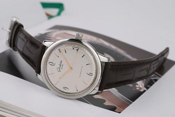 格拉苏蒂二手手表回收一般什么价位 