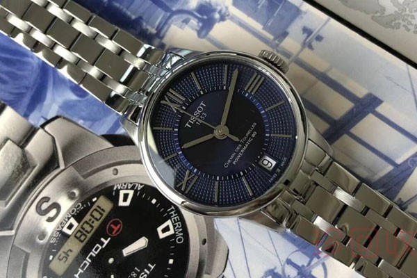 天梭杜鲁尔系列手表表链实拍图