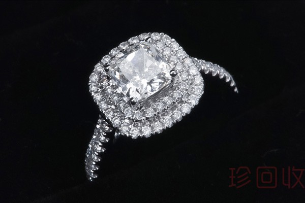 一万块钱的钻石戒指回收多少钱