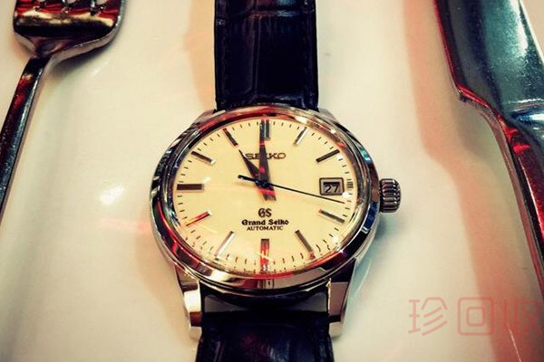 GS冠蓝狮二手手表回收价多少比较理想