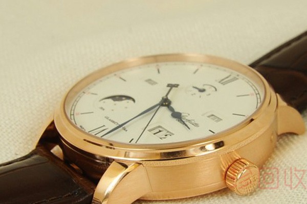 二手格拉苏蒂手表回收卖高价容易吗