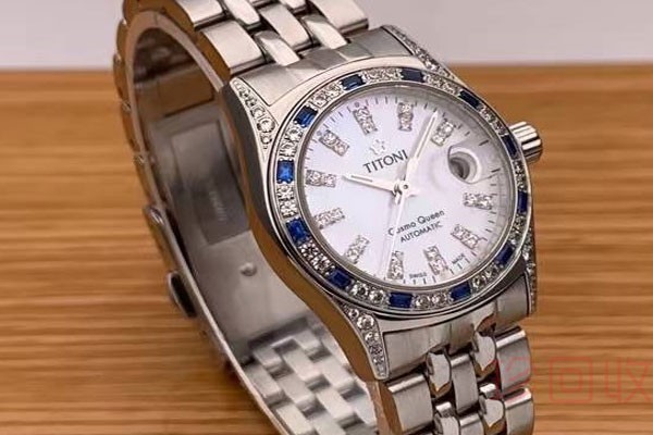 titoni手表回收多少钱一个最合理