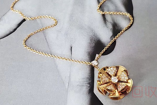 彩金钻石项链可以回收吗 回收价值