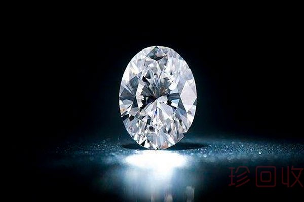 钻石颜色和净度代表什么含义 怎么挑性价比最高的样式